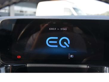 Mercedes EQA 250 — photo 13