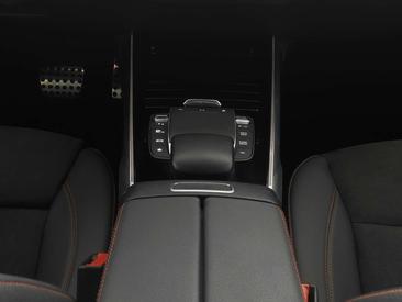 Mercedes EQB 250 — photo 19
