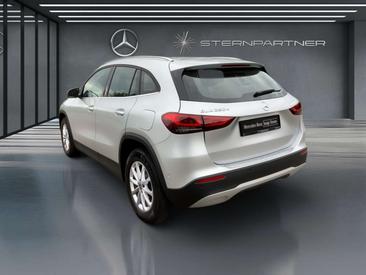 Mercedes GLA 200 — photo 6