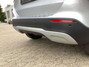Mercedes GLA 200 — photo 9