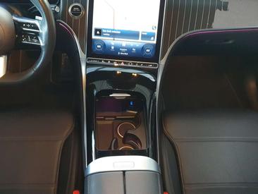Mercedes GLC 400 E — photo 9