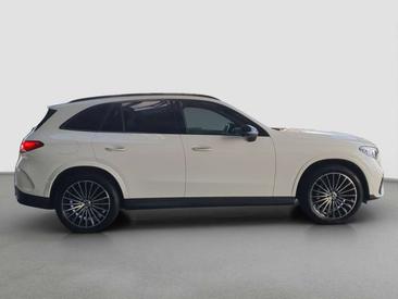 Mercedes GLC 400 E — photo 19