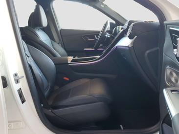 Mercedes GLC 400 E — photo 22