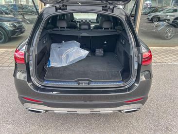 Mercedes GLC 400 E — photo 26