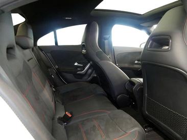 Mercedes CLA Berline 200 D — photo 5