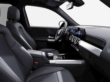 Mercedes EQB 300 4MATIC — photo 7