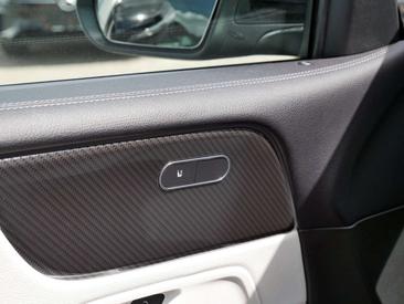 Mercedes GLB 200d — photo 10