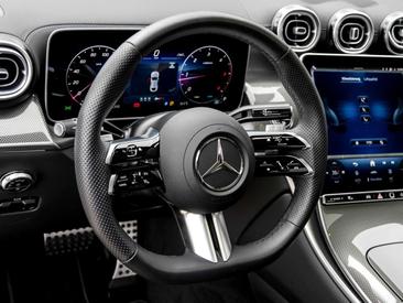 Mercedes GLC 400 E — photo 9