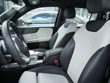 Mercedes GLB 200d — photo 11