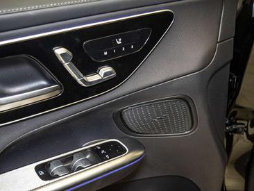 Mercedes GLC 220 D — photo 11