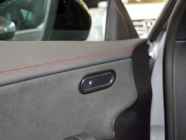 Mercedes CLA Berline 250 E — photo 12