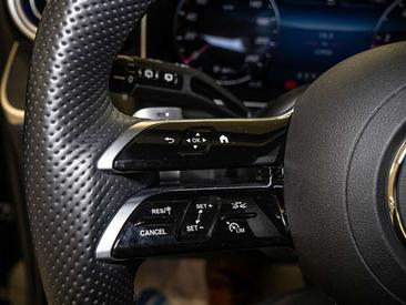 Mercedes GLC 220 D — photo 18
