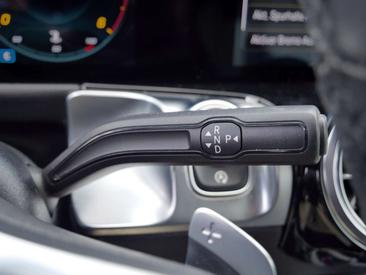Mercedes GLB 200d — photo 19