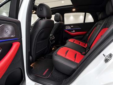 Mercedes GLE 63 S 4Matic — photo 12