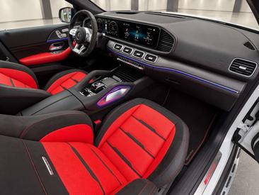 Mercedes GLE 63 S 4Matic — photo 17