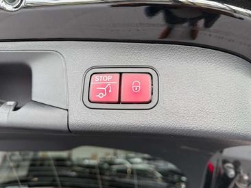 Mercedes GLA 200 — photo 14