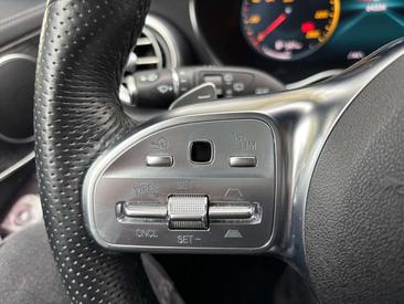 Mercedes GLC 300 De — photo 21