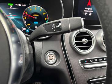 Mercedes GLC 300 De — photo 23