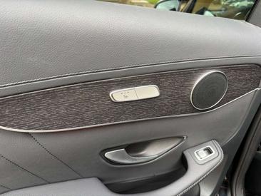 Mercedes GLC 300 De — photo 41