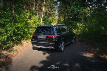 Mercedes GLS — photo 12