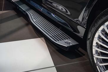 Mercedes GLS — photo 16