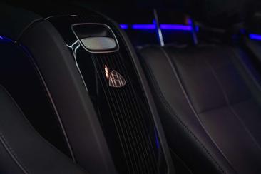 Mercedes GLS — photo 38