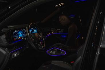 Mercedes GLS — photo 48