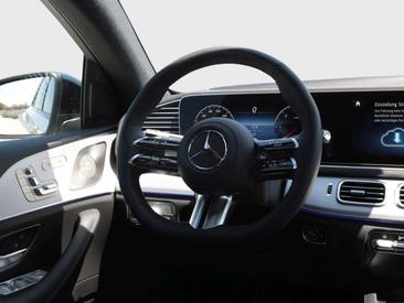 Mercedes GLE 300 Night Edition — photo 7