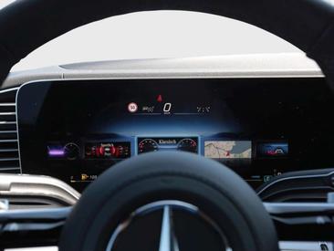 Mercedes GLE 300 Night Edition — photo 19