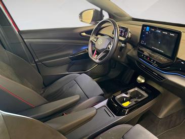 Volkswagen ID.5 Coupé SUV GTX 4MOTION — photo 8