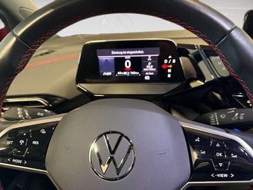 Volkswagen ID.5 Coupé SUV GTX 4MOTION — photo 12