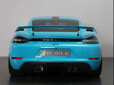 Porsche 718 Cayman GT4 — photo 23