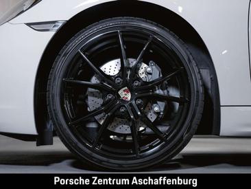 Porsche 718 Cayman — photo 9