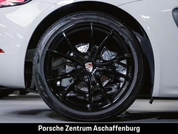 Porsche 718 Cayman — photo 12