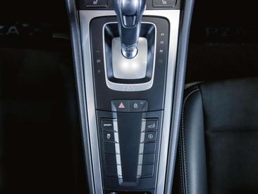 Porsche 718 Cayman — photo 18