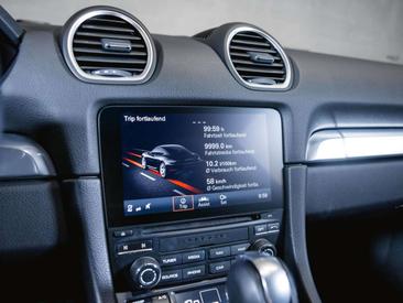 Porsche 718 Cayman — photo 26