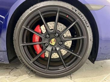 Porsche 718 Cayman GTS 4.0 — photo 7
