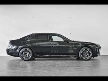 BMW I7 Berline EDrive50 — photo 2