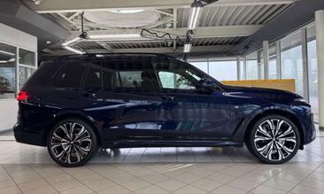 BMW X7 XDrive40d 2024 — photo 13