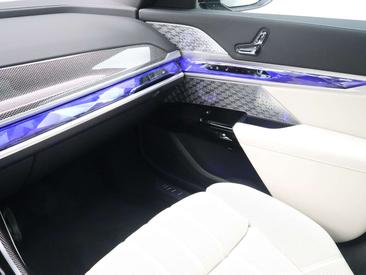 BMW Série 7 Berline M760e XDrive 2026 Noir — photo 15