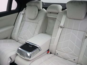 BMW Série 7 Berline M760e XDrive 2026 Noir — photo 17