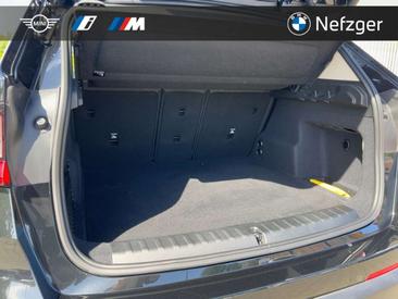 BMW X1 SDrive18d — photo 12