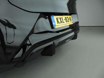 BMW iX3 50 XDrive — photo 43