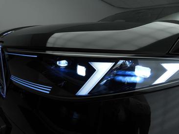 BMW iX3 50 XDrive — photo 45
