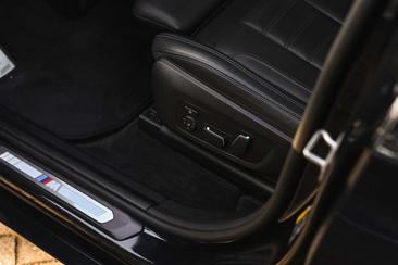 BMW iX3 — photo 11