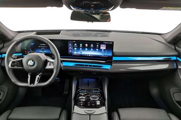 BMW Série 5 Touring 520d — photo 6