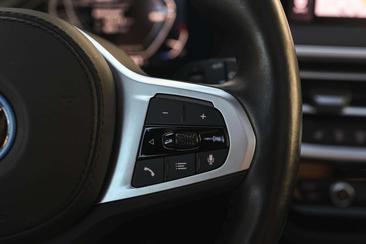 BMW iX3 — photo 17