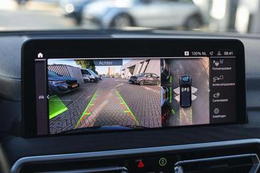BMW iX3 — photo 19