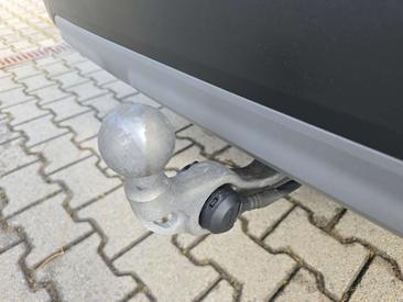 BMW X1 XDrive20d — photo 6
