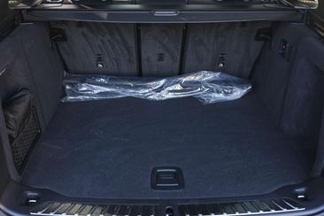 BMW iX3 — photo 36